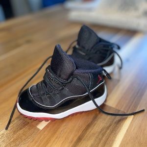Baby Jordan 11s size 7c